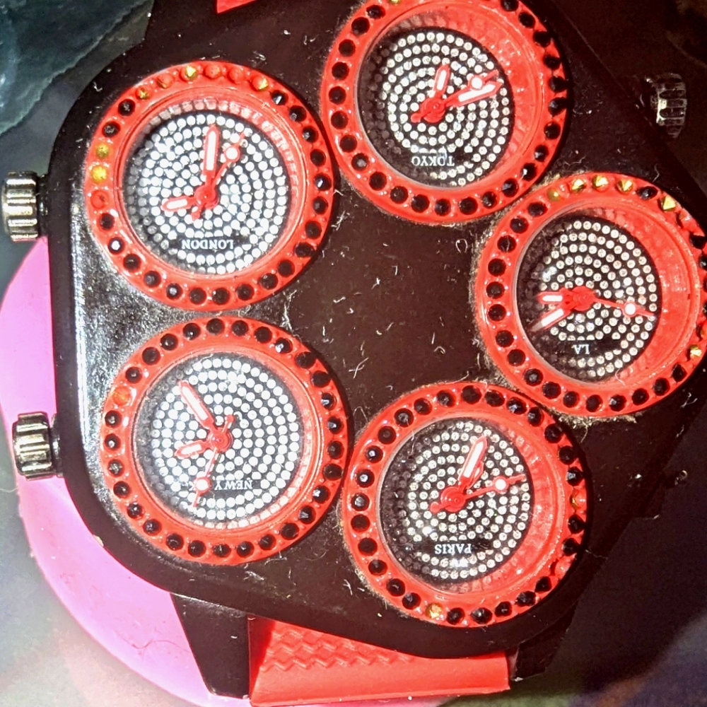 Large ladies bright red 5 dial wrist watch
